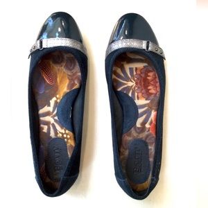 Born Navy/Silver Ballet Flats 10.5 M